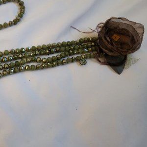 MOON C PARIS BEADED NECKLACE WITH FLOWER ADORNMENT